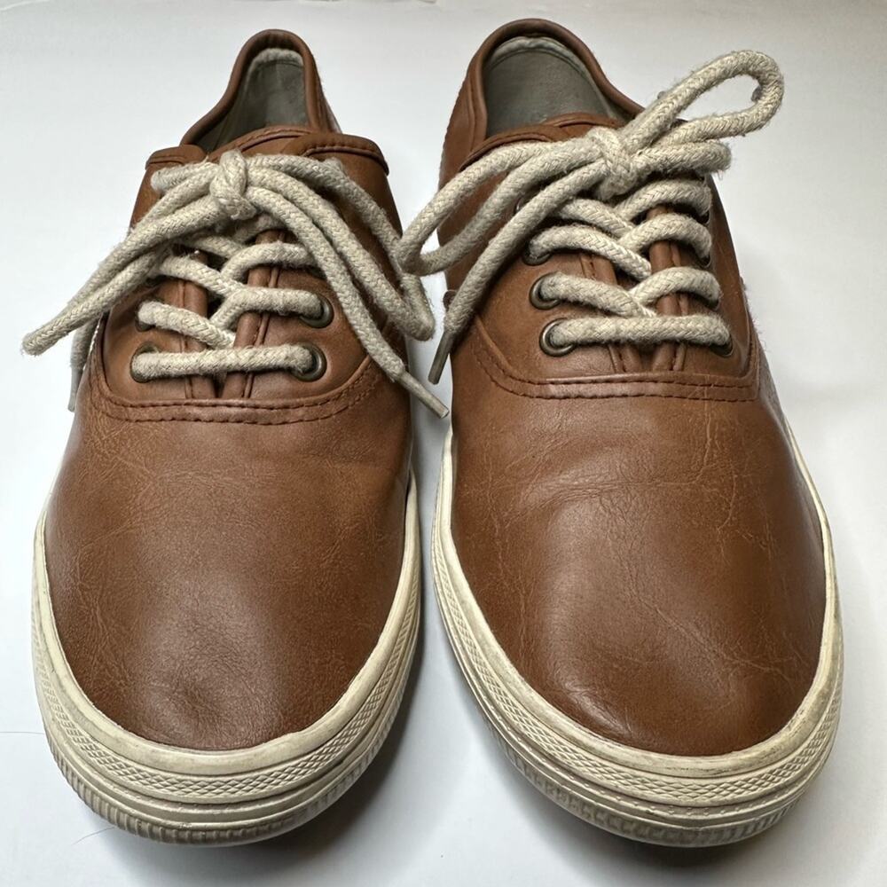 AMERIiCAN EAGLE  LACE UP BROWN FAUX LEATHER SNEAKERS  Size 7 M